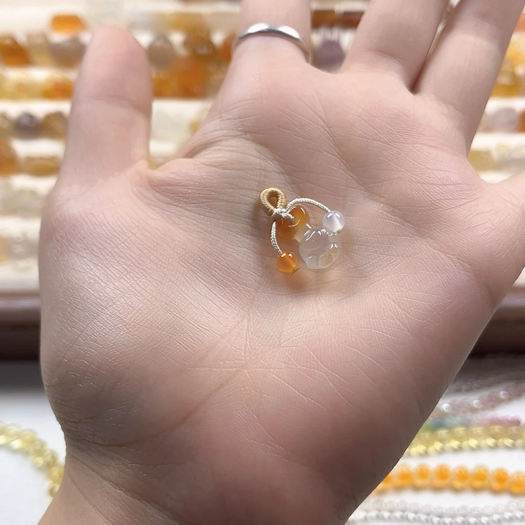 玛瑙/玉髓颈饰合金