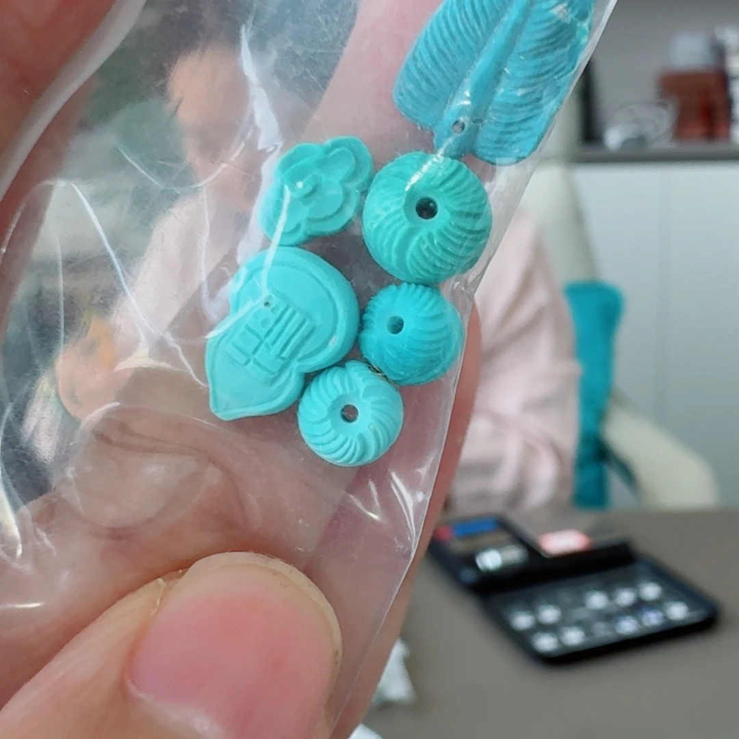 未镶嵌绿松石珠宝奇石