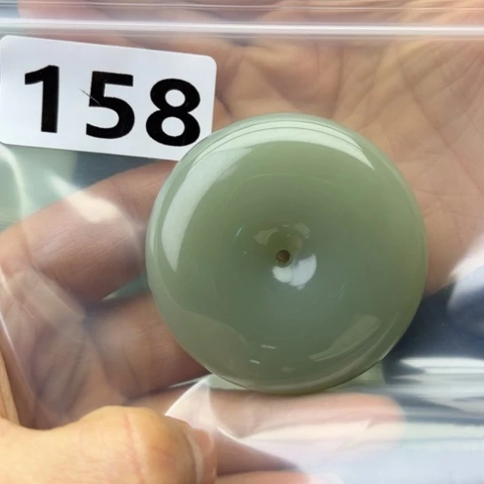 和田玉未镶嵌珠宝半成品