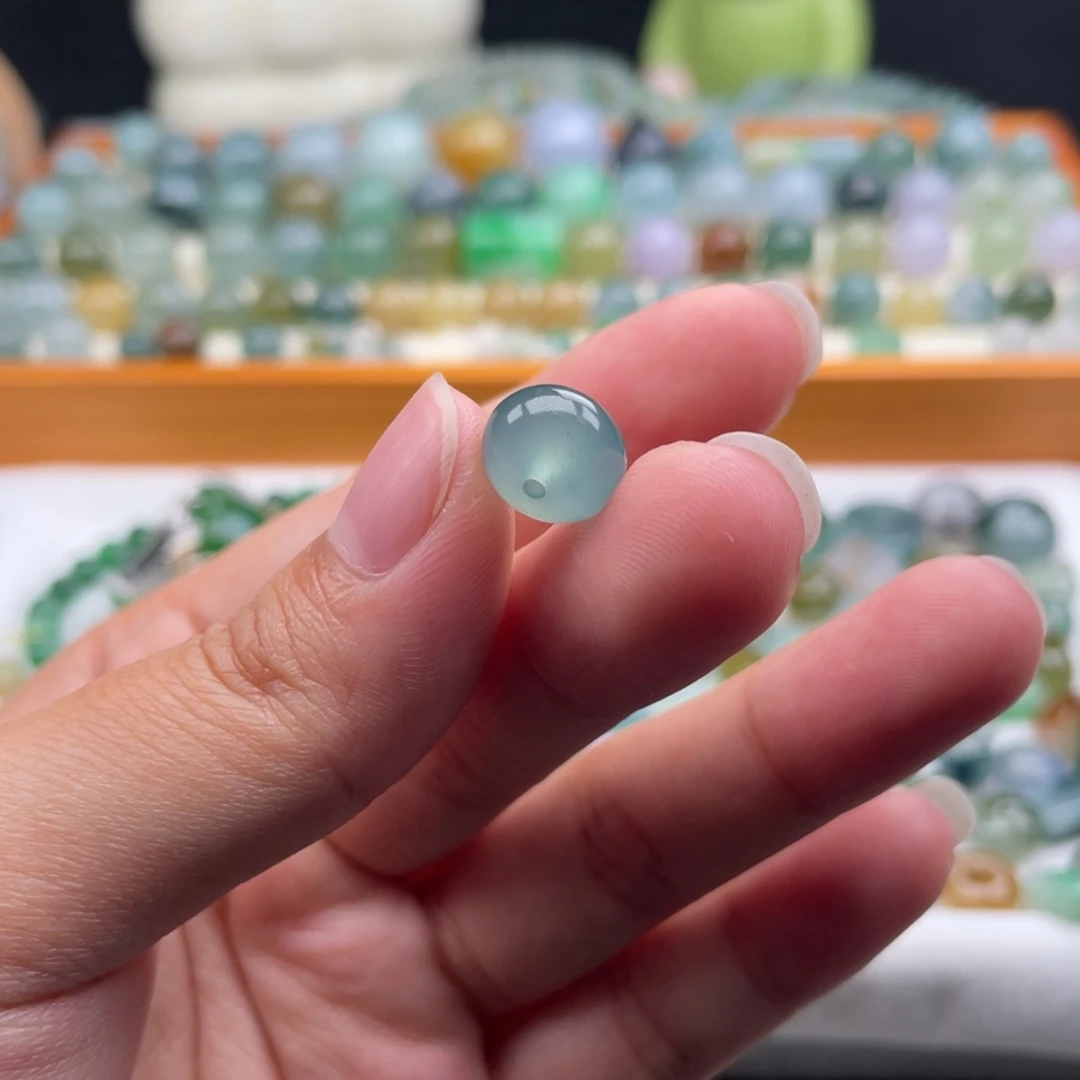 翡翠散珠水**色天然缅甸翡翠a货9.9×6.9