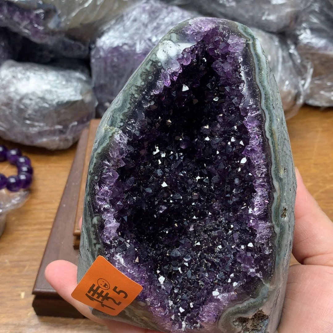 水晶大型摆件（非配饰）未镶嵌