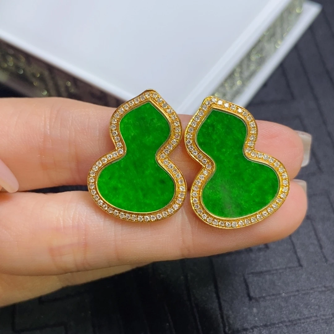 翡翠18K金镶嵌耳饰葫芦辣色耳钉