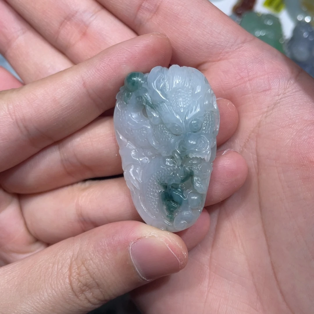 翡翠未镶嵌颈饰翡翠挂饰15