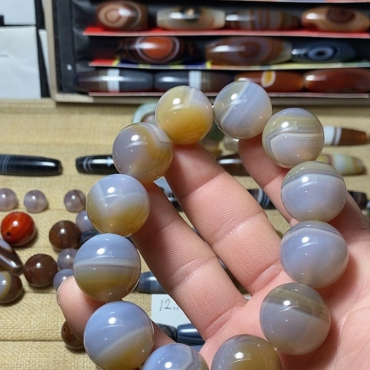 玛瑙/玉髓合金颈饰