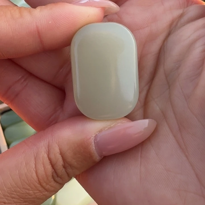 和田玉未镶嵌颈饰28.8菲