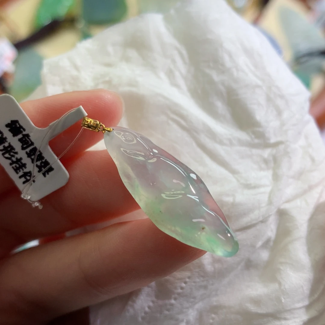 【闪购商品】翡翠吊坠(不含链)未镶嵌 5529