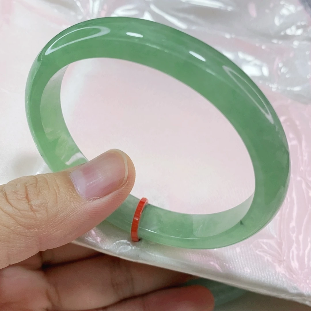 未镶嵌手镯翡翠56.3圈口贵妃强推