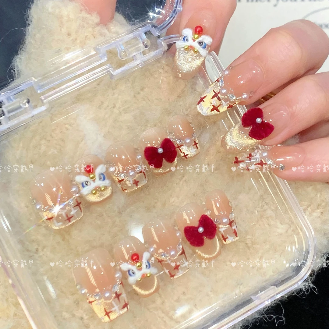 【掉钻包补^_^香风醒狮】小香风醒狮植绒蝴蝶结金色猫眼拼钻温柔