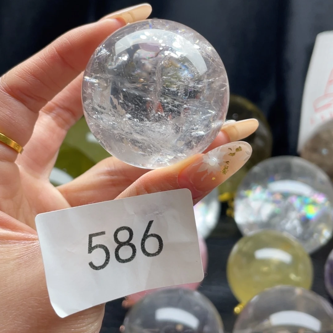 水晶未镶嵌摆件586 4.9CM