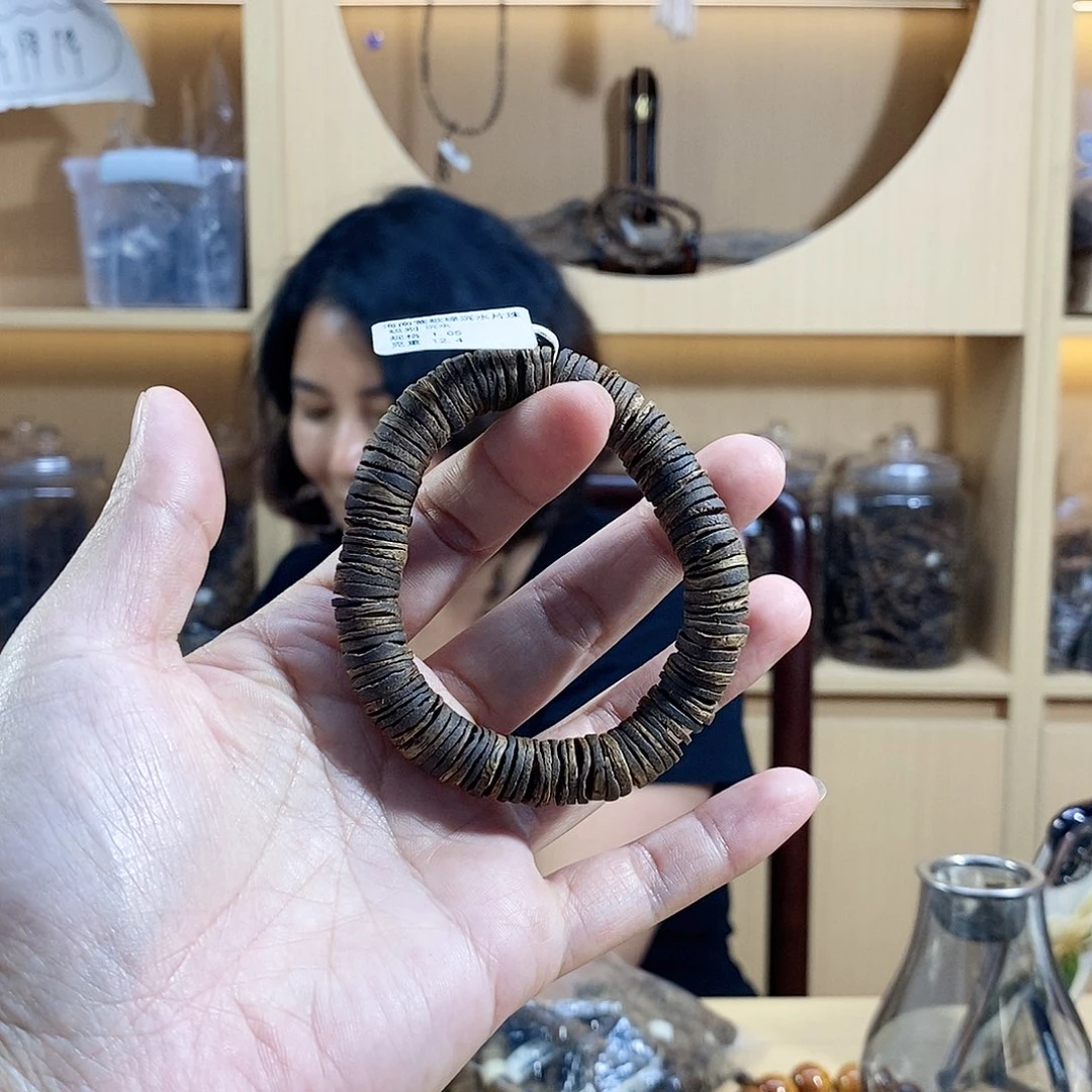 手串沉香棋楠莺歌绿沉水片珠单圈1/12克+多样性发一