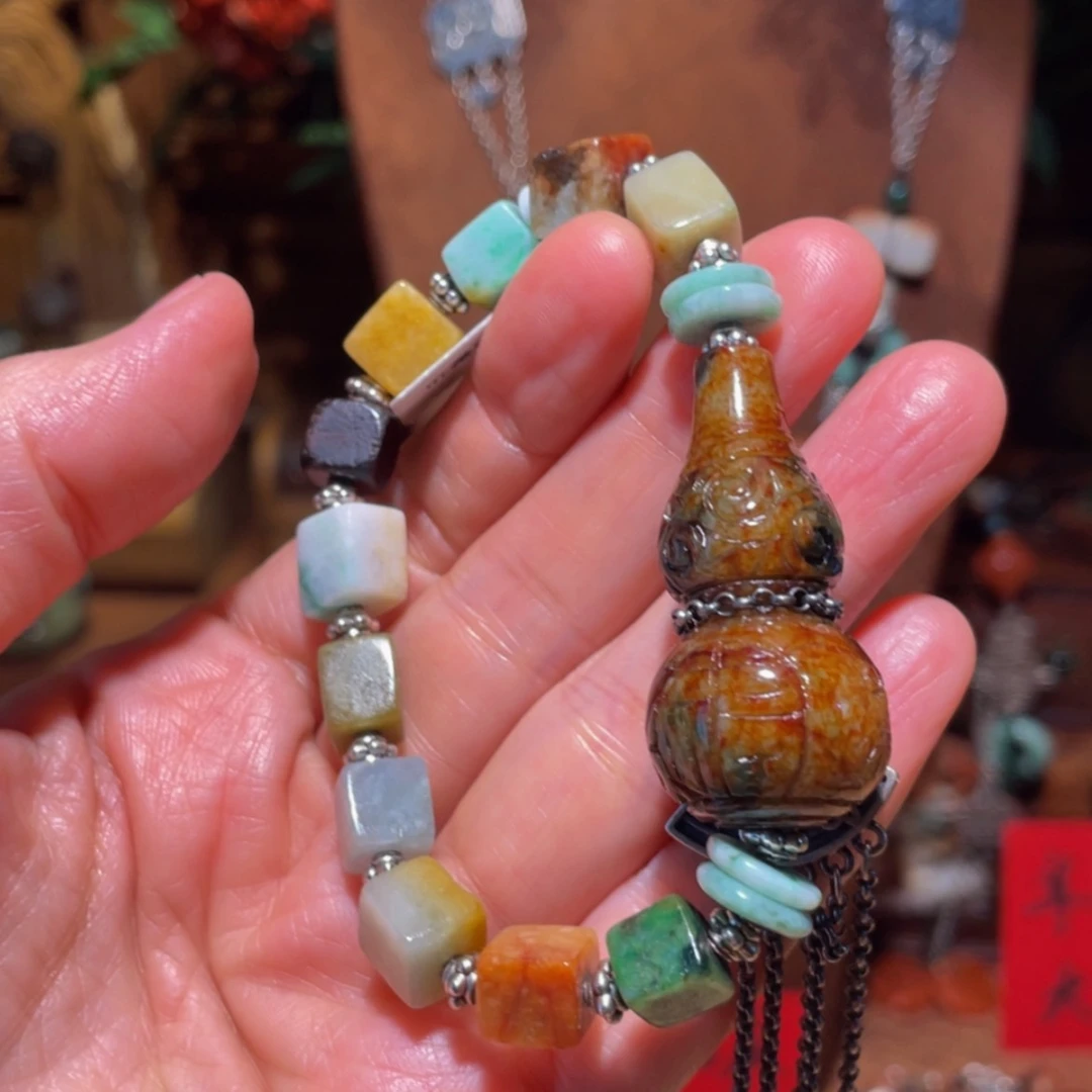 【闪购商品】颈饰未镶嵌翡翠