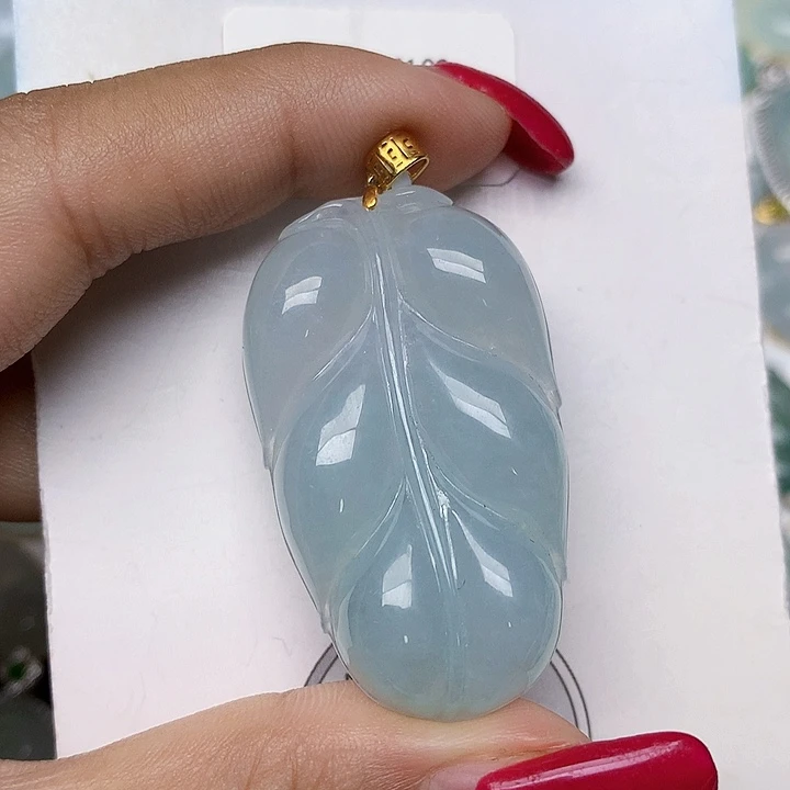 颈饰18K金镶嵌翡翠天然翡翠