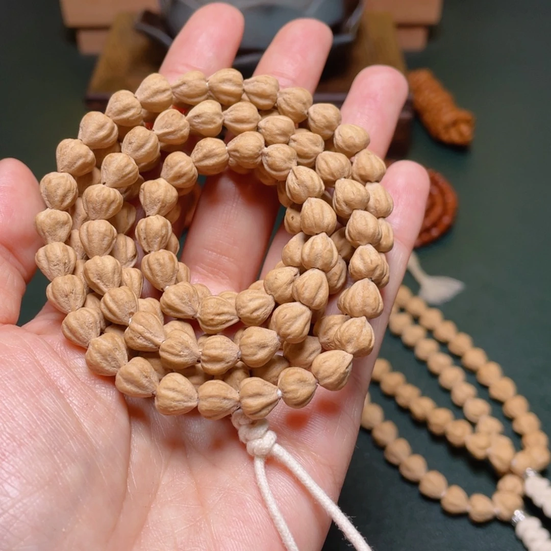 吊坠柏香籽/百香籽绝世莲花长串