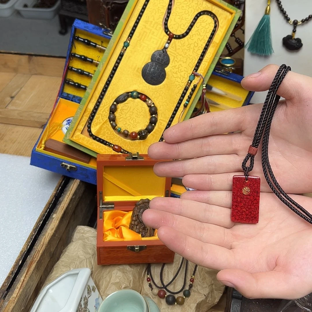 大叶紫檀（黑酸枝木类）