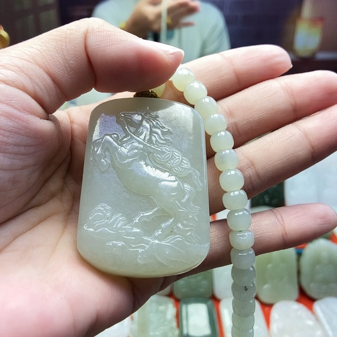颈饰未镶嵌和田玉b****8