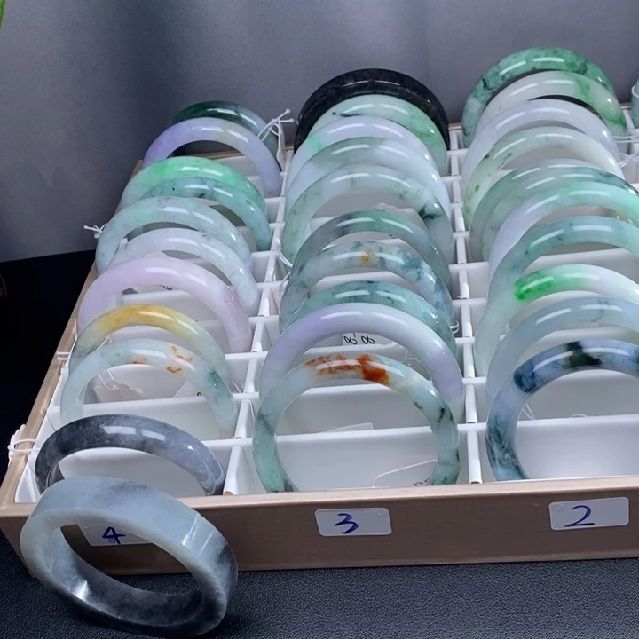 定制翡翠翡翠手镯未镶嵌