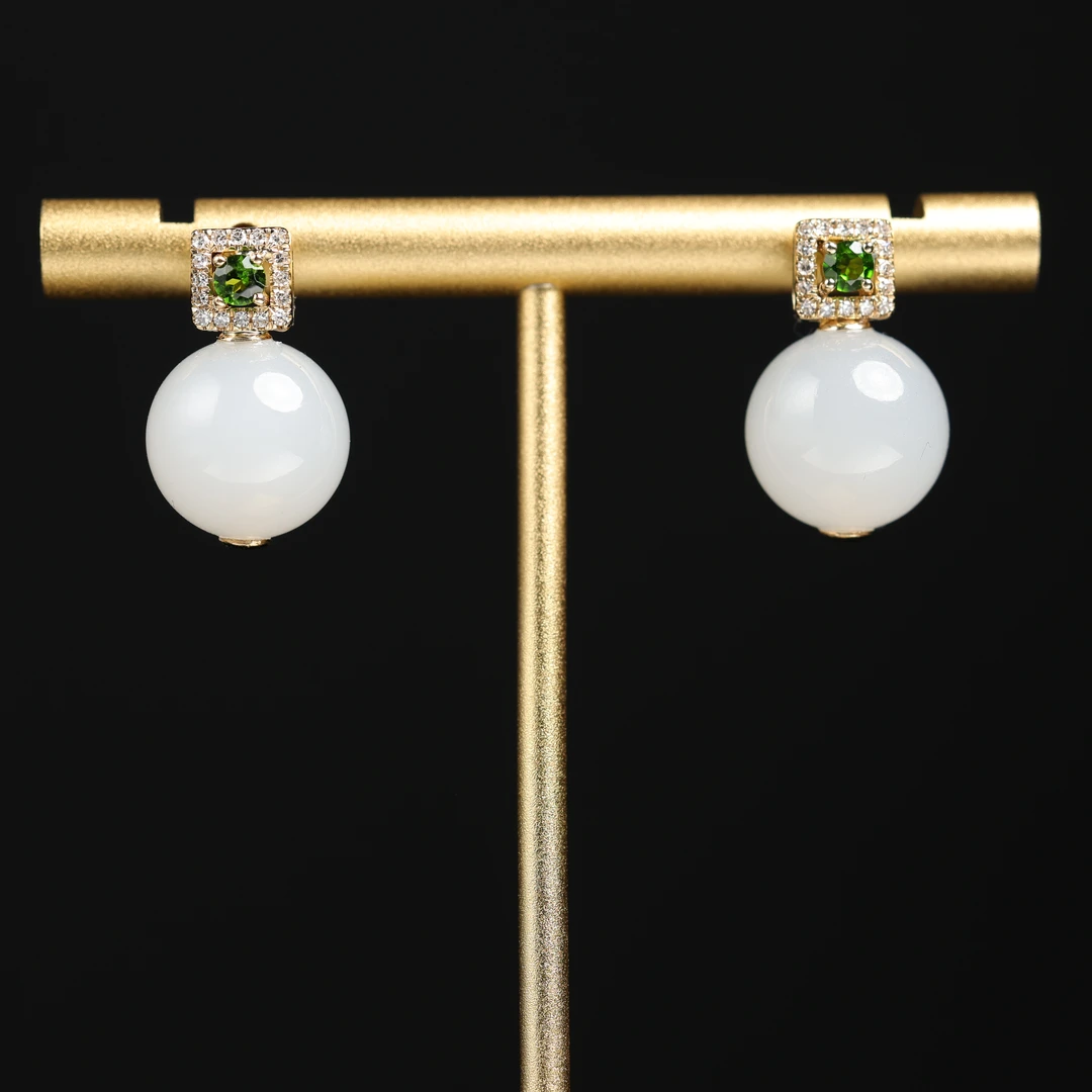 本真 | 书欣 | 原创设计精品和田玉青海白玉12mm耳饰