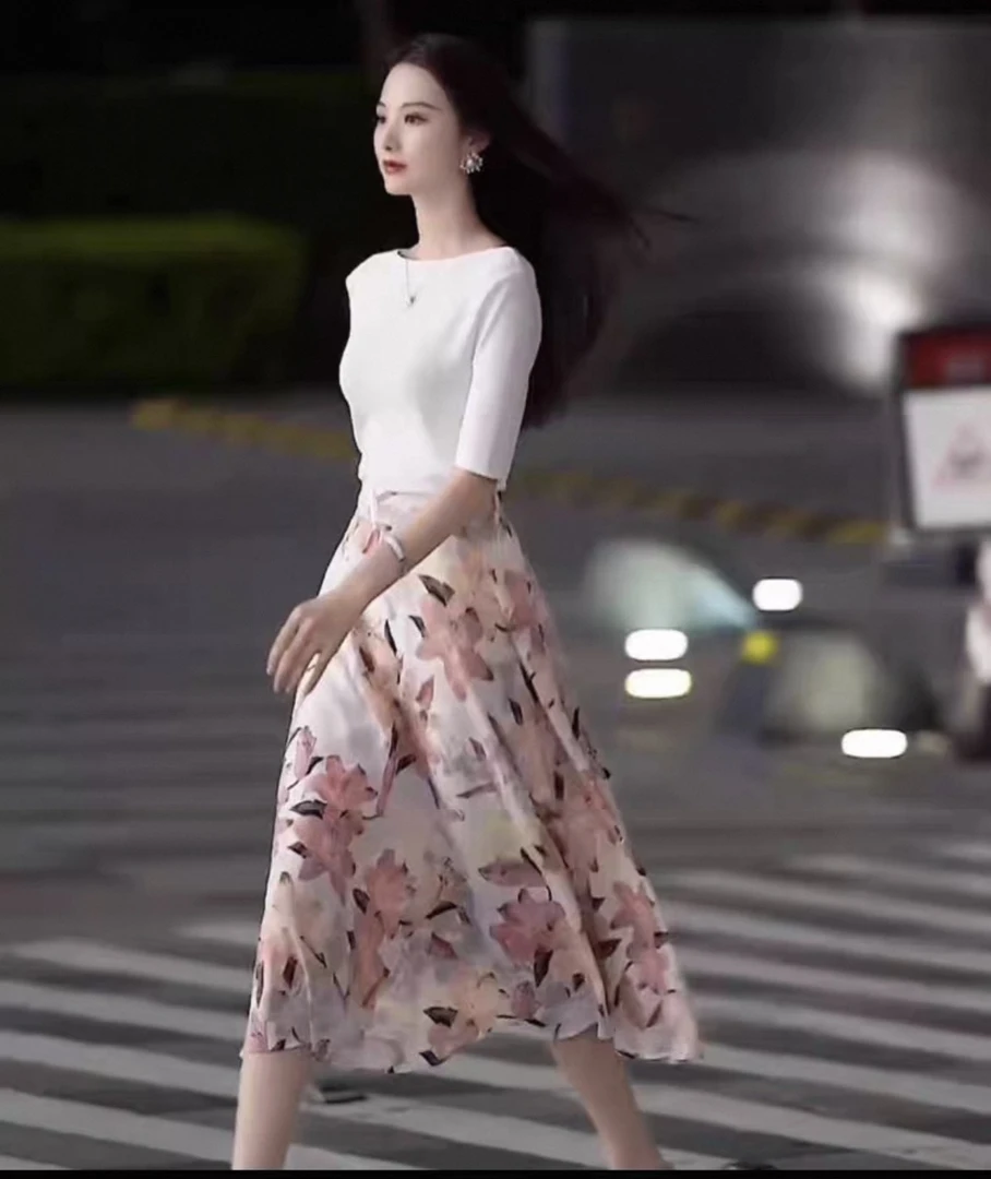 921#松紧腰锤感碎花半裙