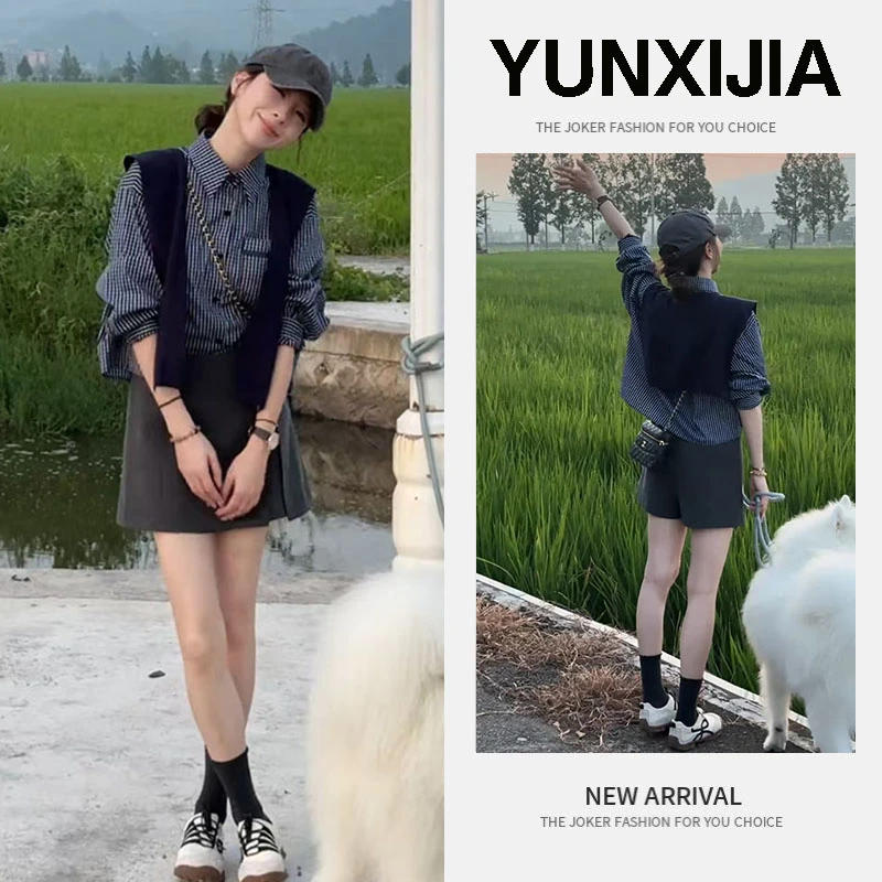 超火早秋穿搭新款套装女2025设计感格子上衣披肩百搭裙裤三件套