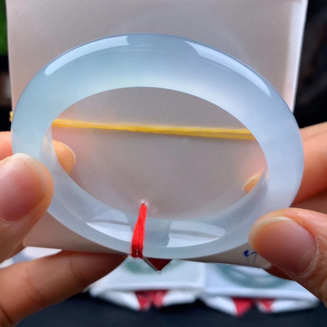 翡翠未镶嵌手镯冰透炸光