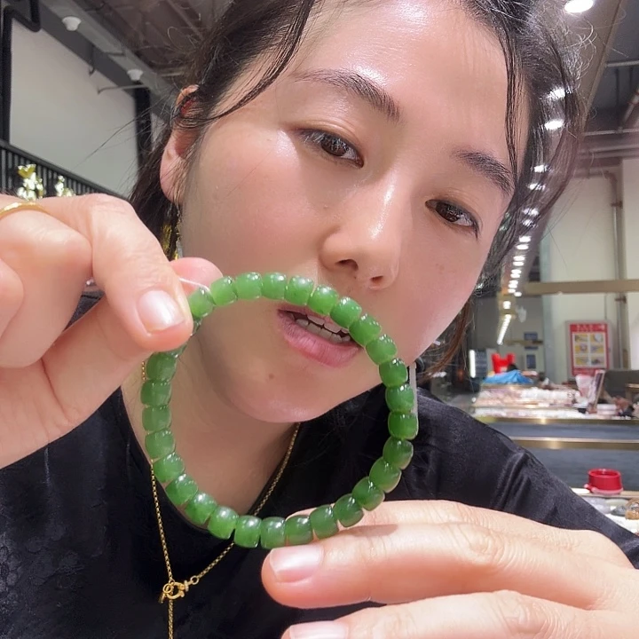 快***活颈饰未镶嵌和田玉