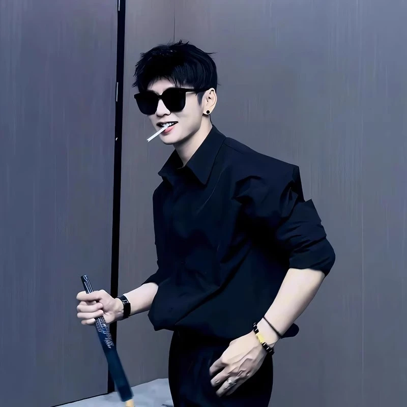 黑色那不勒斯痞帅高级感黑道衬衫男禁欲系英伦雅痞长袖教父衬衣春