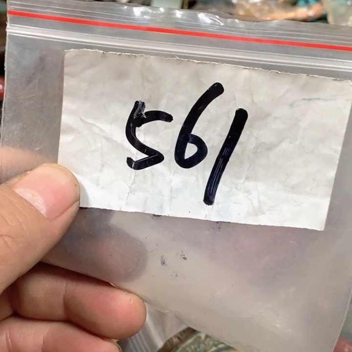 红***升滴血莲花菩提吊坠