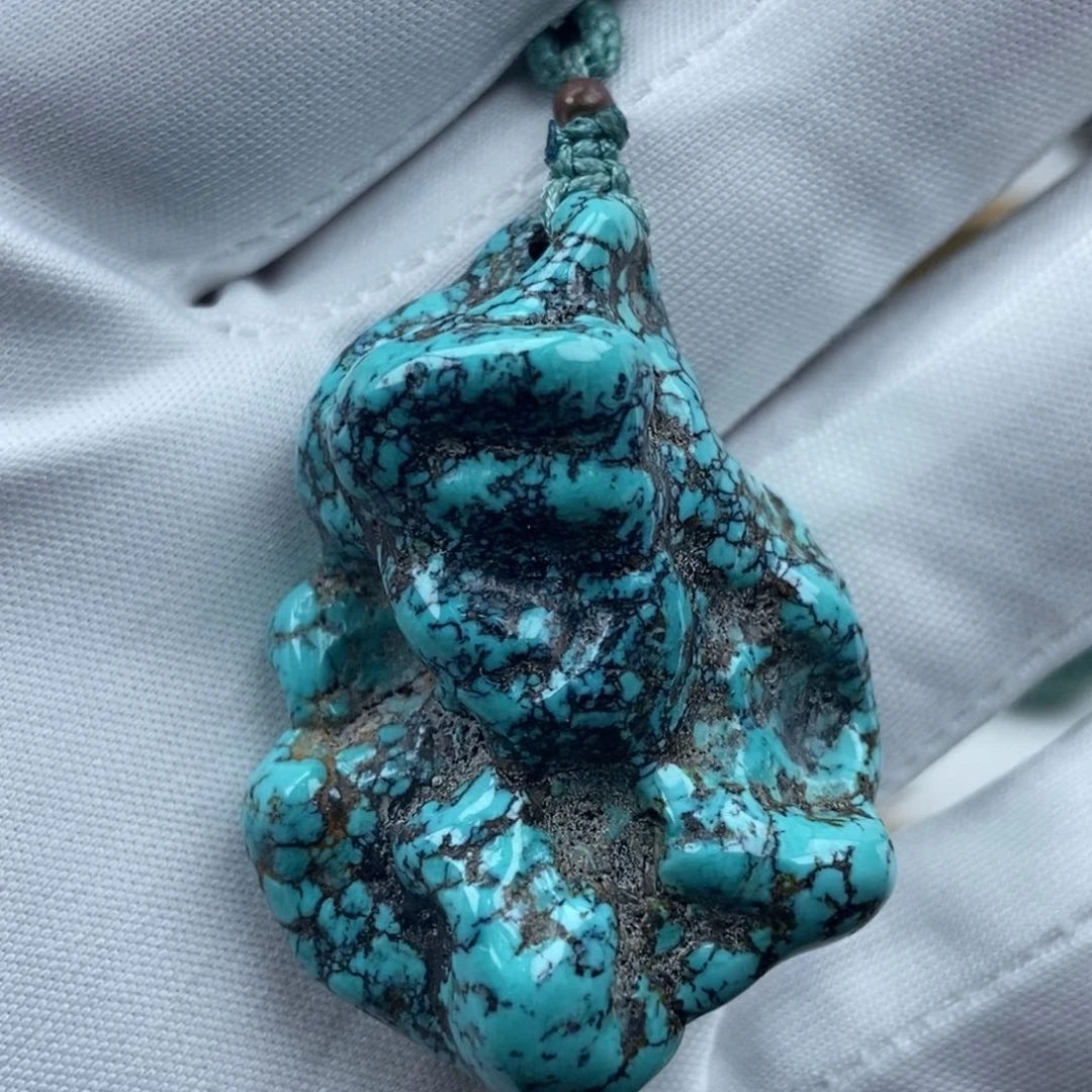 绿松石未镶嵌颈饰