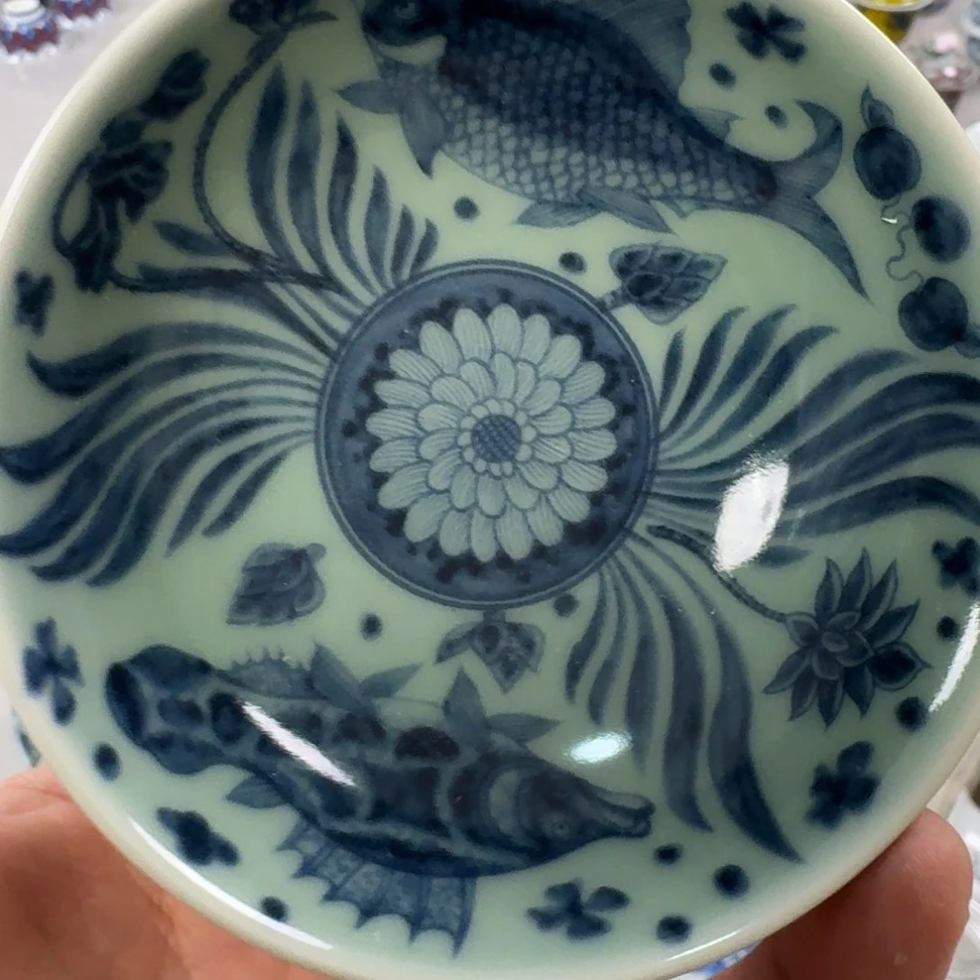 摆件清釉青花鱼藻纹普洱杯