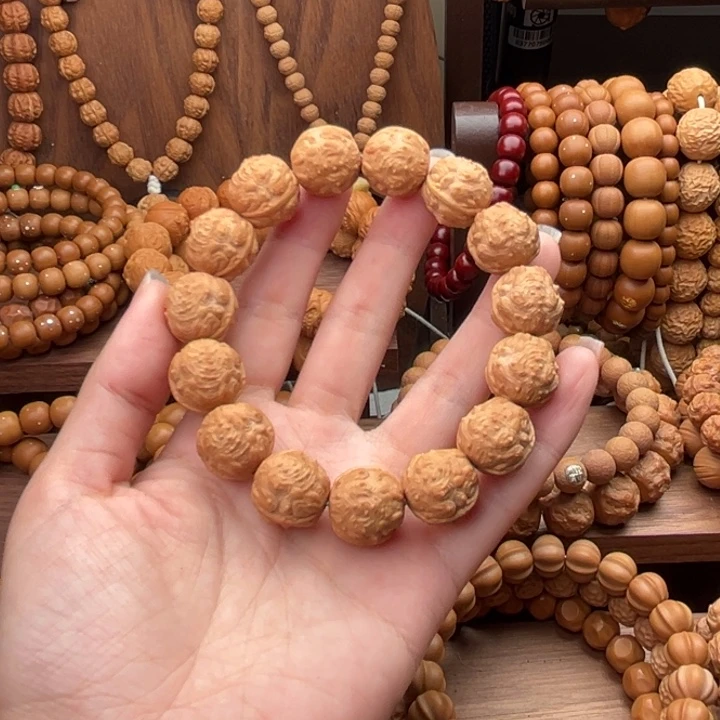 体验款蟾王16左右