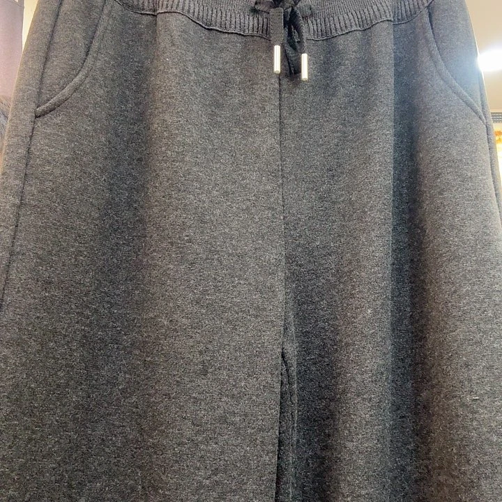 阳***好55241，深灰，X L码，