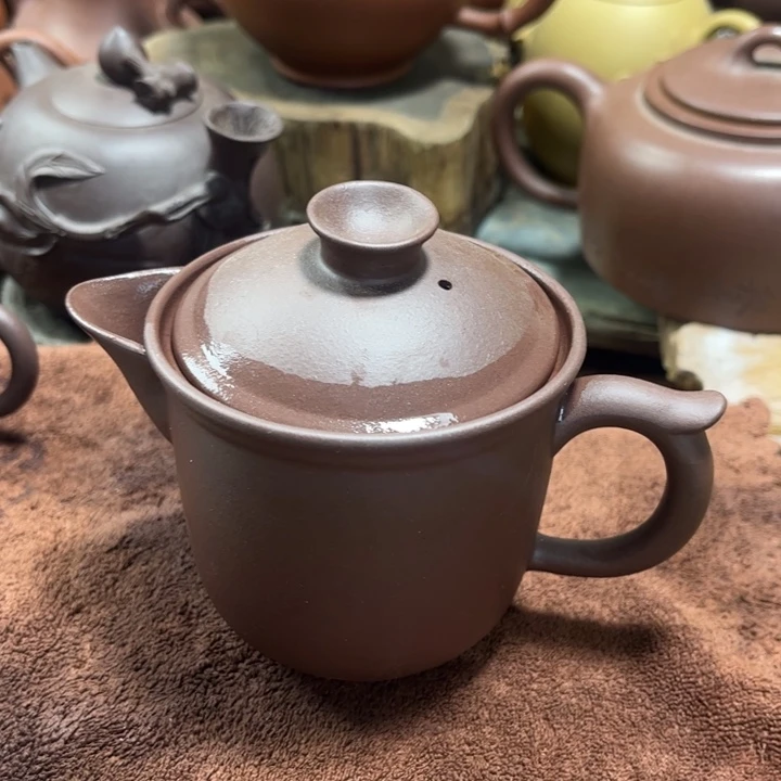 紫砂茶壶紫砂艺术学院的
