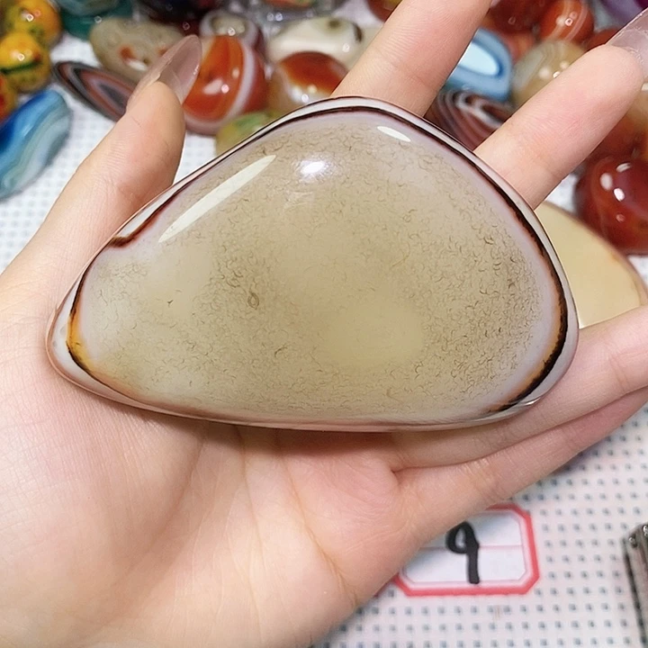 灵***者玛瑙/玉髓未镶嵌珠宝奇石