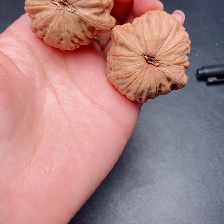 城***客文玩核桃把件41尺