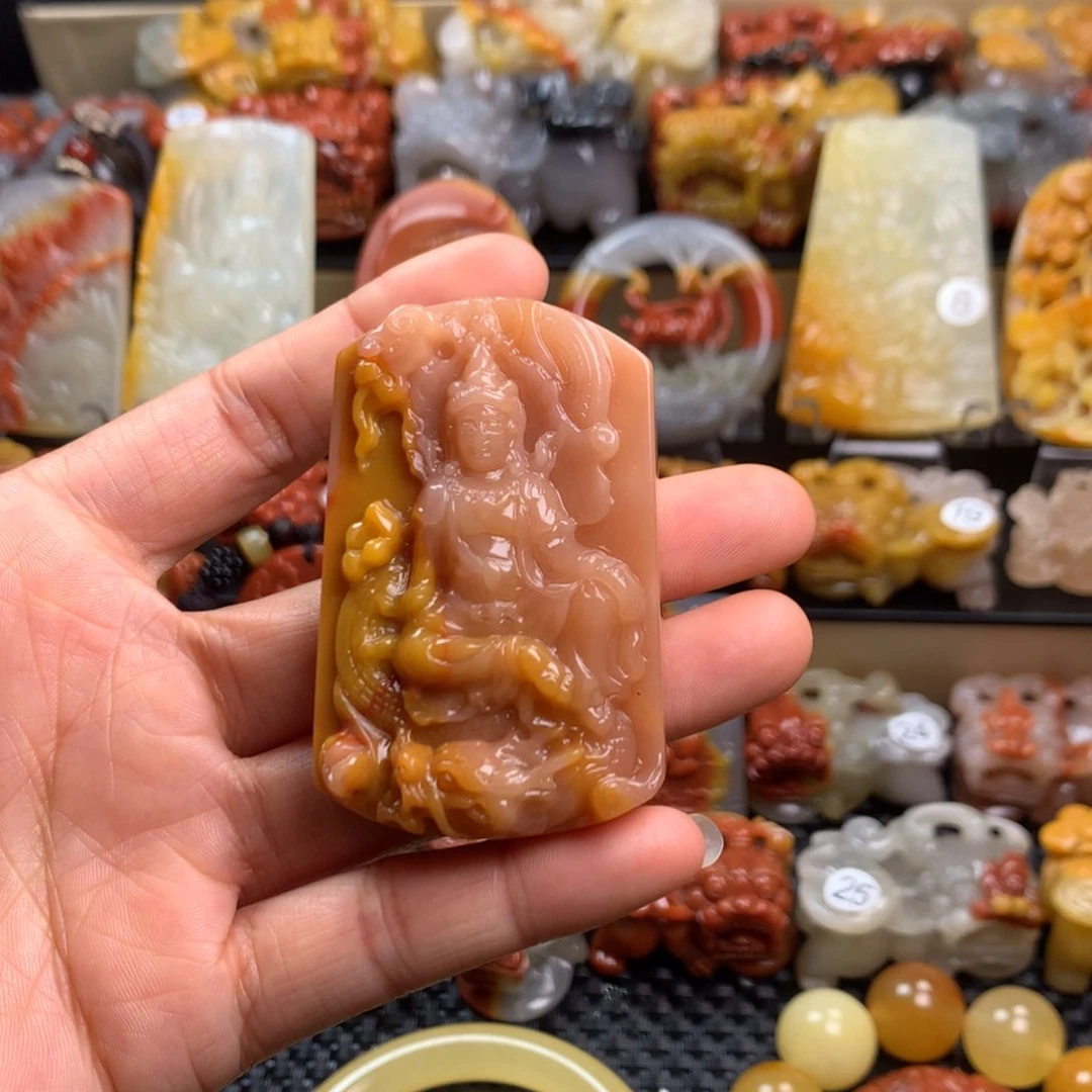 石英质玉（黄龙玉）挂件未镶嵌