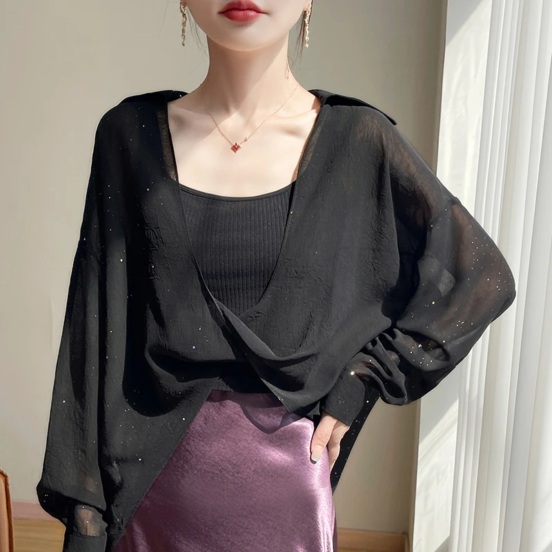 夏季V领薄款女长袖翻领防晒衬衫外搭大码时尚宽松百搭外套设计感