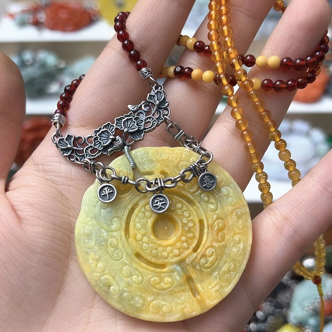 翡翠戒指未镶嵌璧*