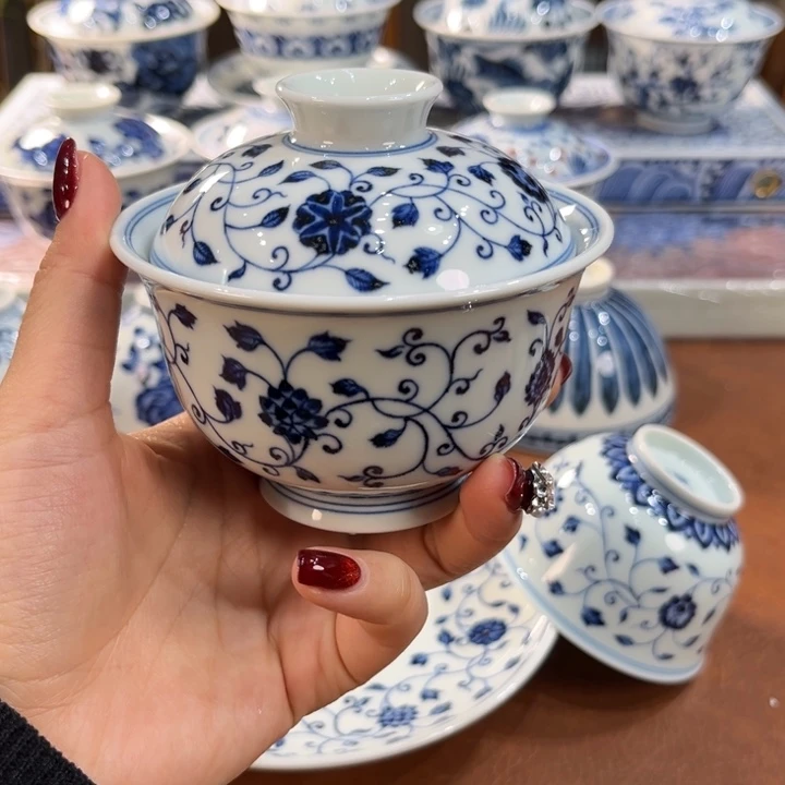 盖碗。。。。。。。。。。。。。。。