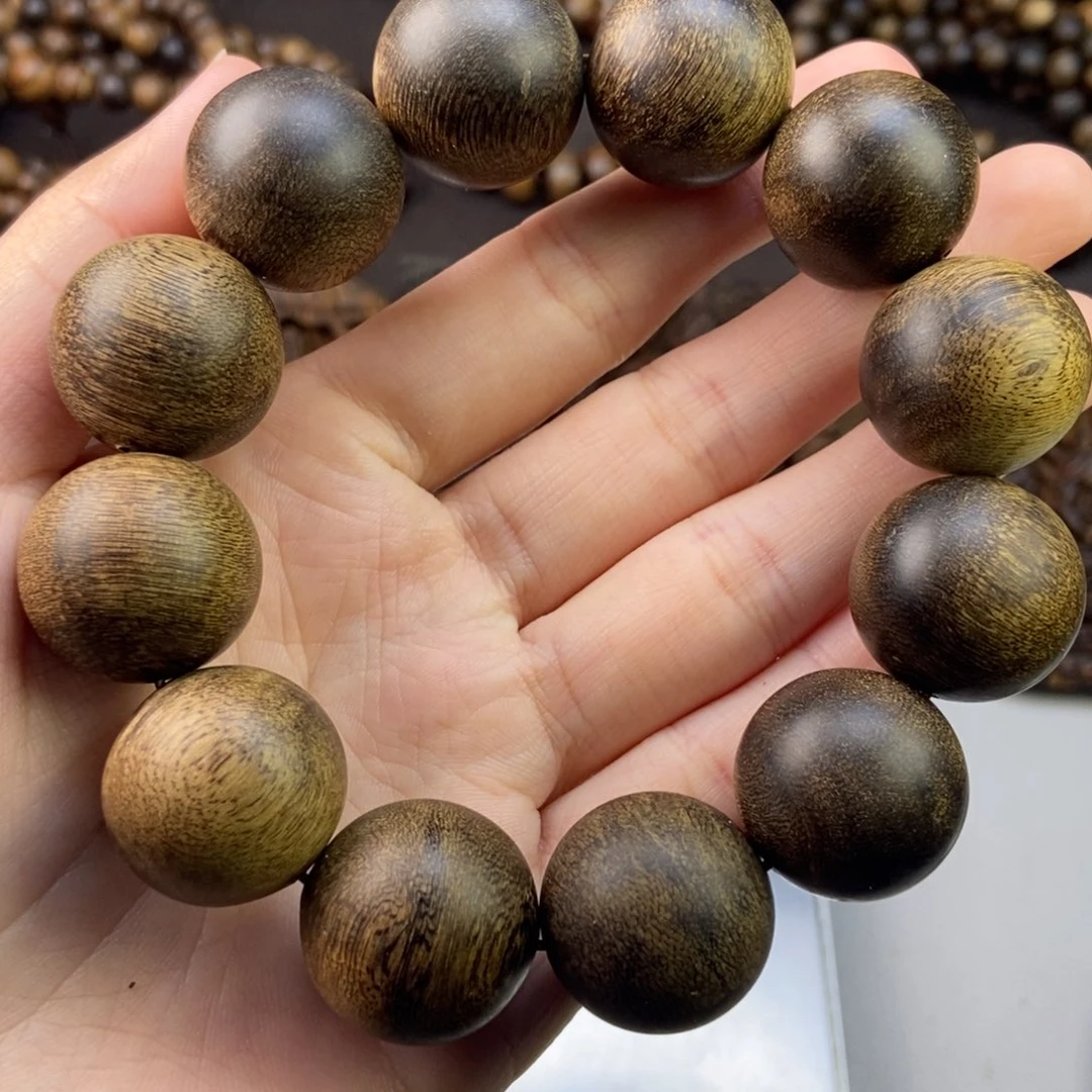 手串沉香童****服越南芽庄白留疤虎斑