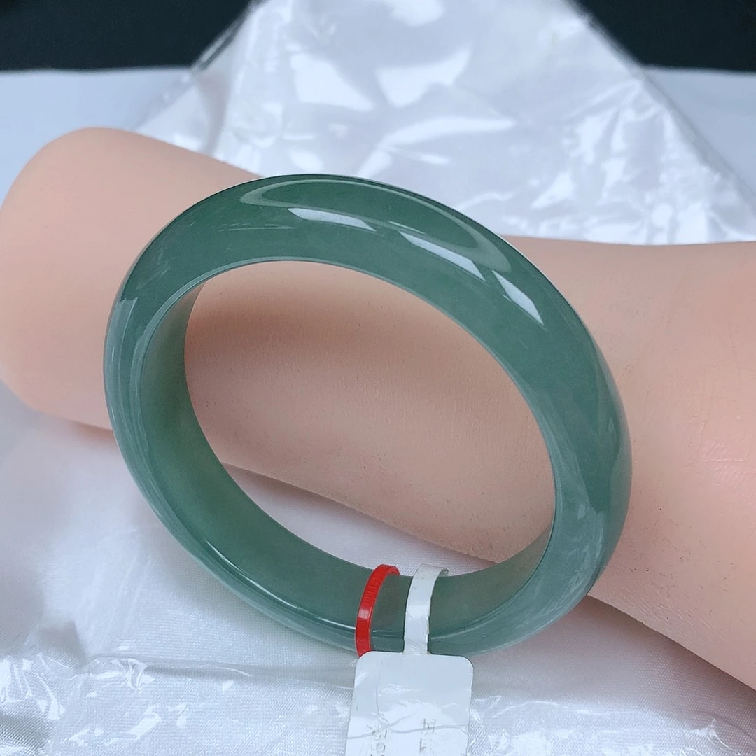 【闪购商品】翡翠手镯未镶嵌，52