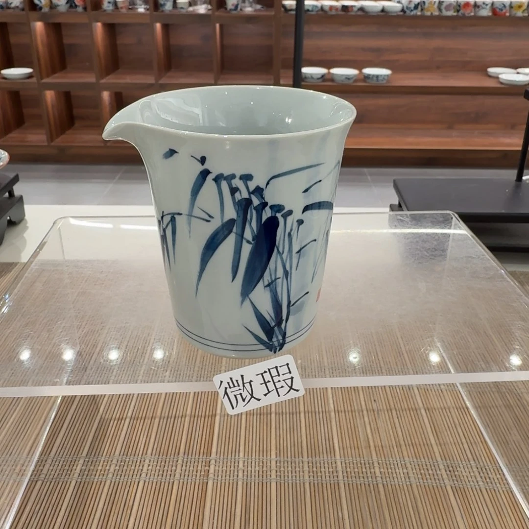 釉下手绘茶具微瑕