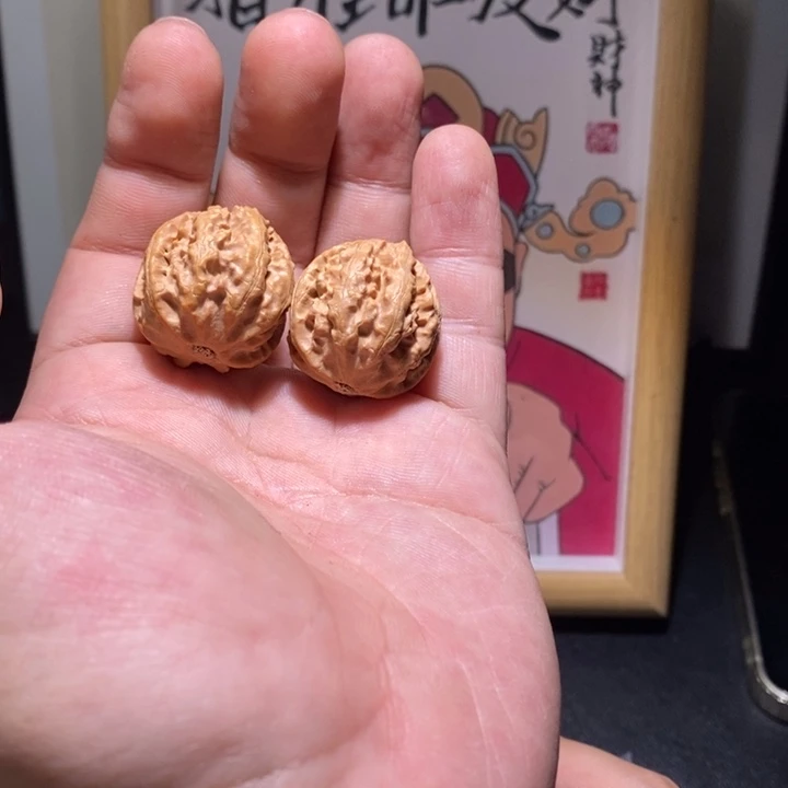 文玩核桃把件苹果园手捻