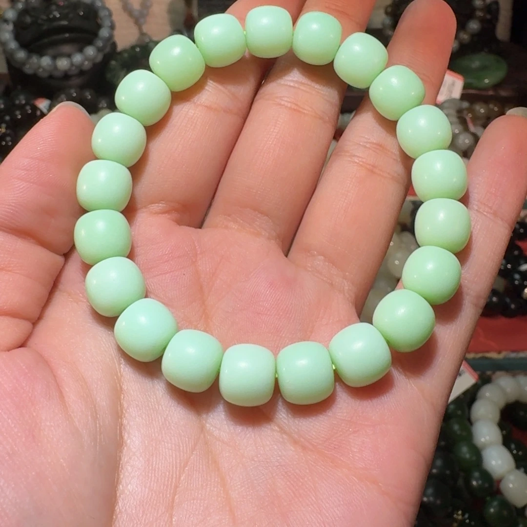 *****和田玉未镶嵌手链