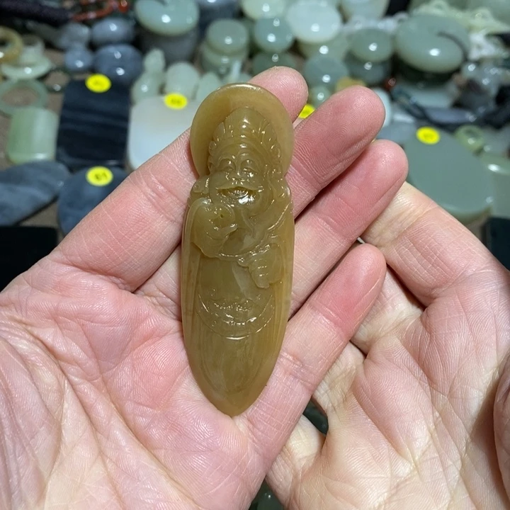 和田玉未镶嵌挂件