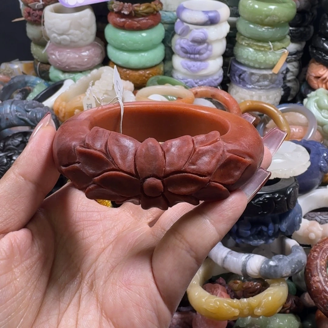 石英质玉（佘太翠）未镶嵌手镯19，57，不退换