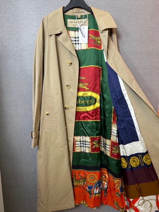 95新 BURBERRY/博柏利 卡其色卡姆登风衣