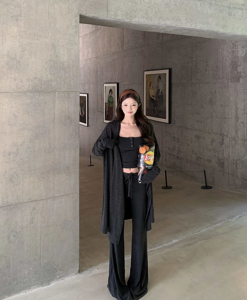 慵懒风松弛垂坠感高密针织开衫吊带长裤套装休闲气质长外套黑色