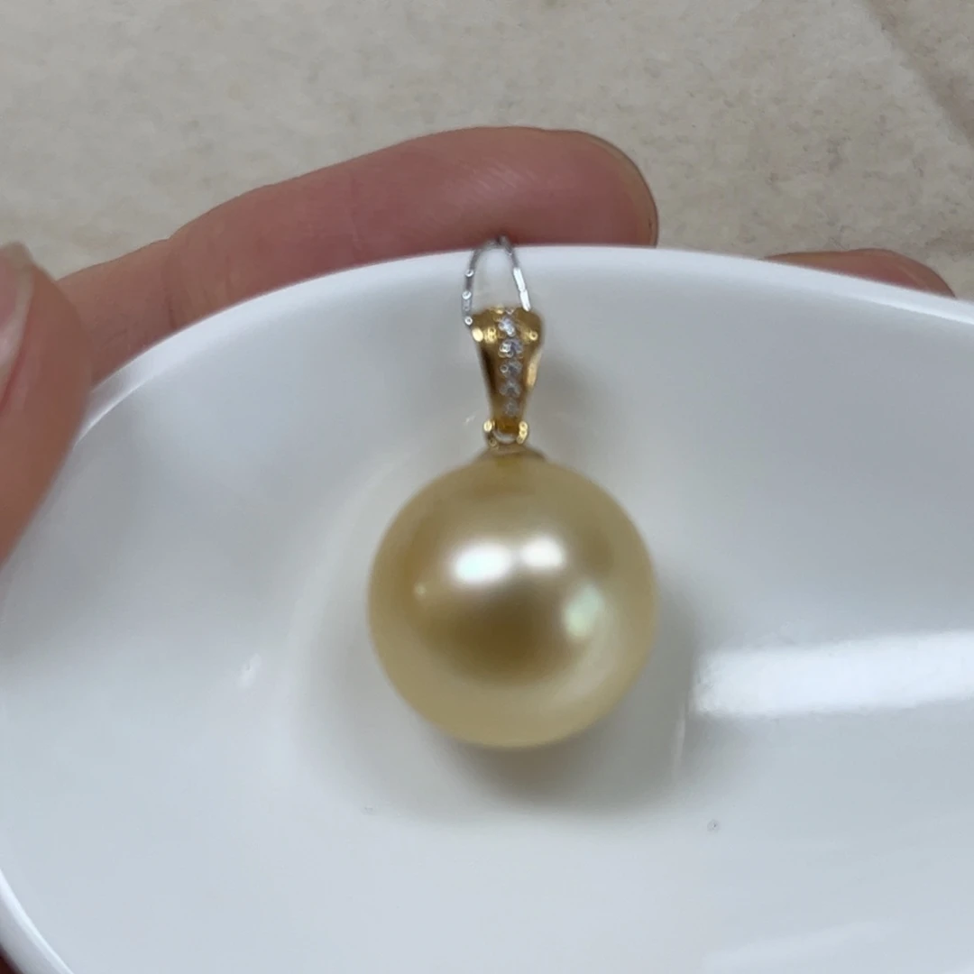 海水珍珠18K金镶嵌颈饰13.7mm