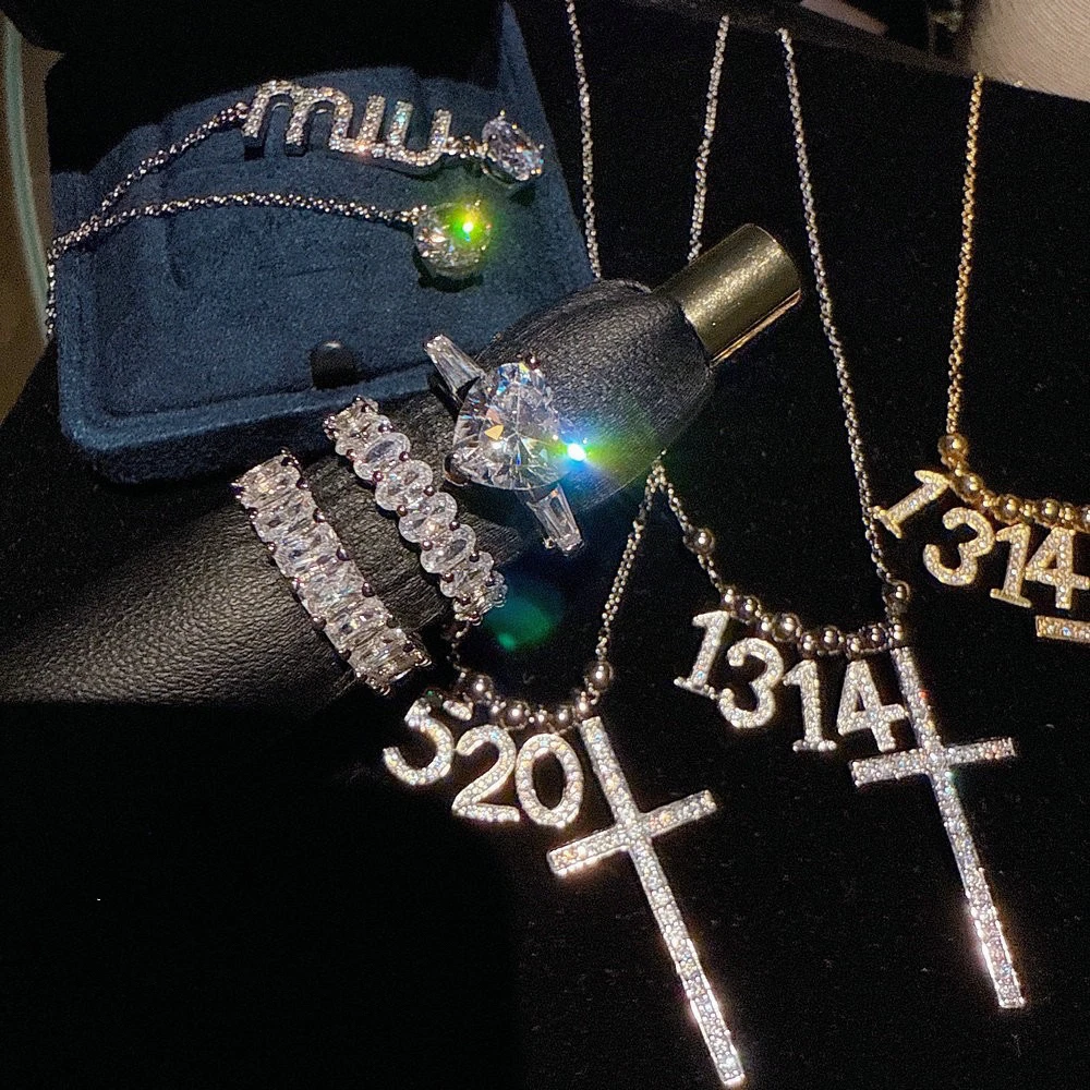 黄铜手镯 KK·匠心 1223 法式时尚打结镶钻手镯