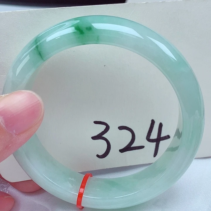 翡翠未镶嵌手镯翡翠